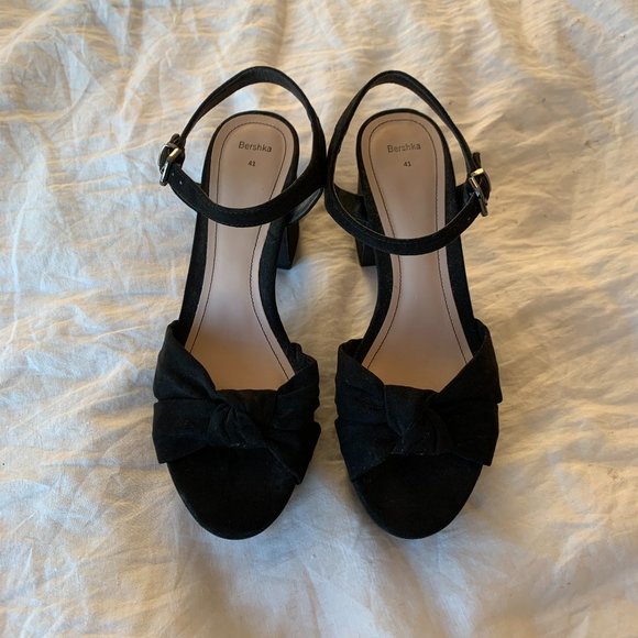 Bershka Shoes - NWOT Bershka Bow Suede Block Heels